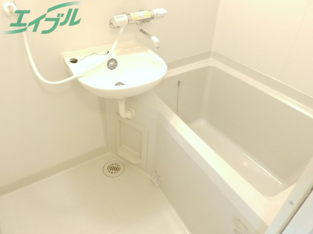 バス・シャワールーム　同物件別室写真