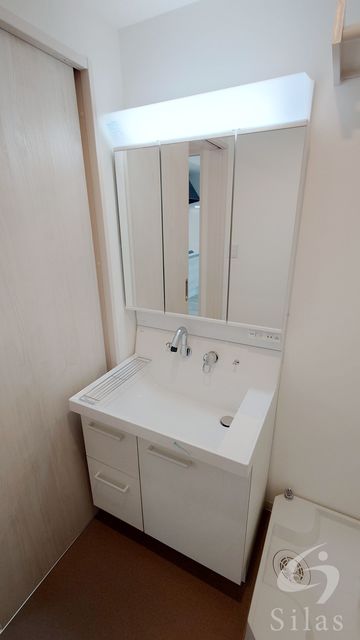 洗面設備　同仕様