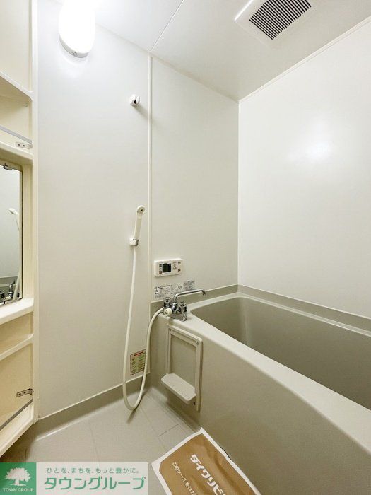 バス・シャワールーム　バス