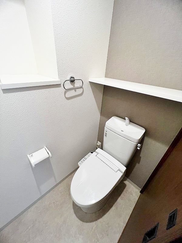 トイレ　★温水洗浄便座付トイレ★