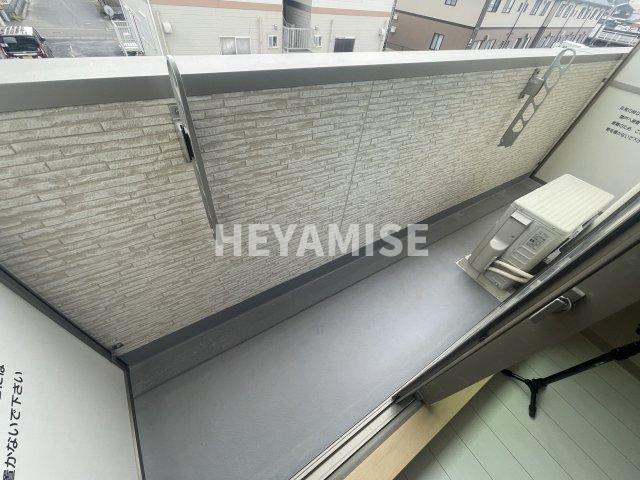 バルコニー　※室内画像は別号室のもの