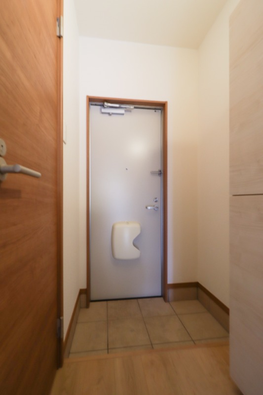 玄関　図面と現状に相違がある場合には現状を優先