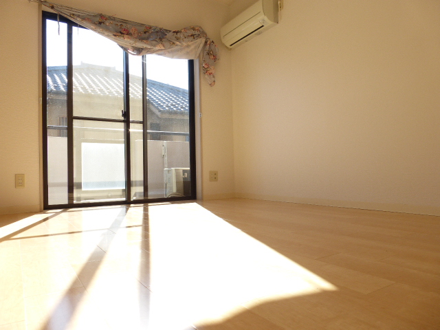 居室・リビング　居室6帖