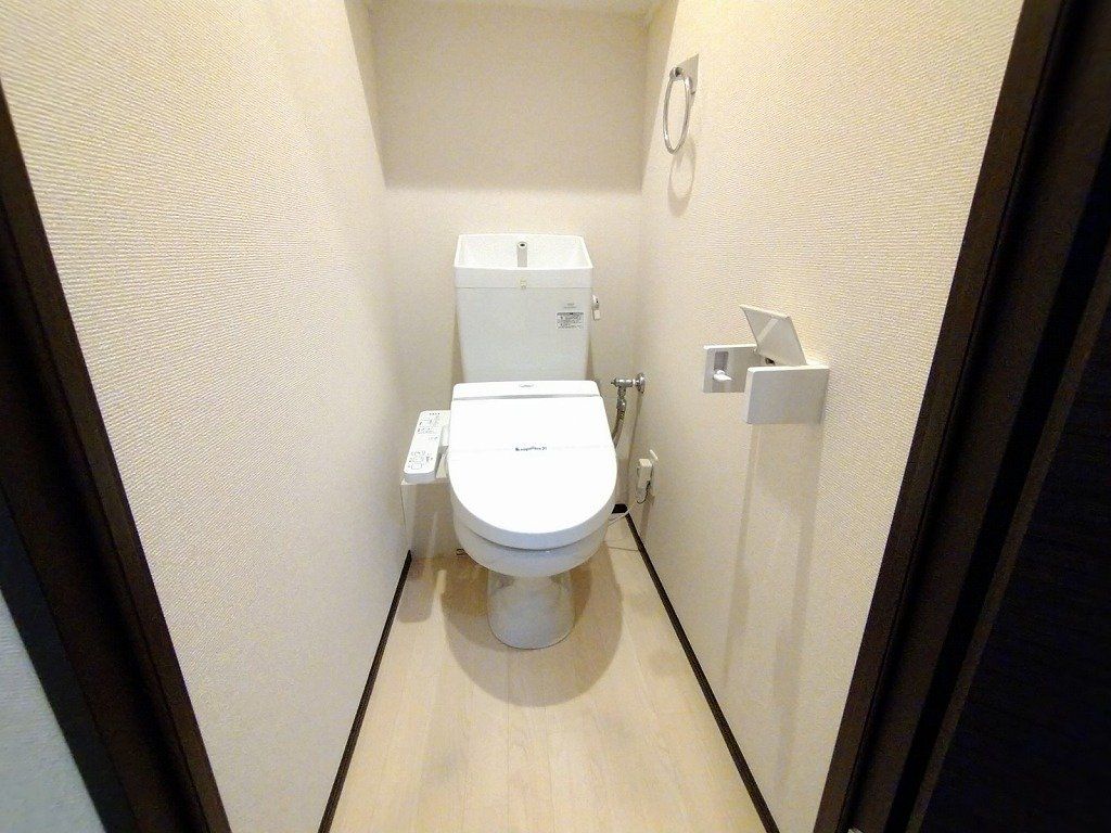 トイレ　トイレ