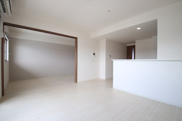 居室・リビング　ゆったりとした居間です