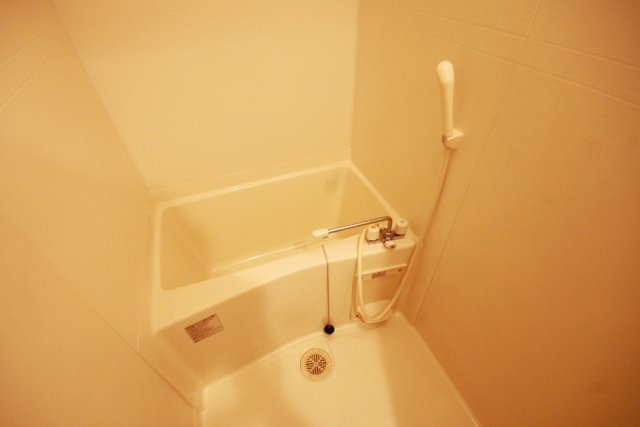 バス・シャワールーム　日々の疲れを癒すお風呂付です