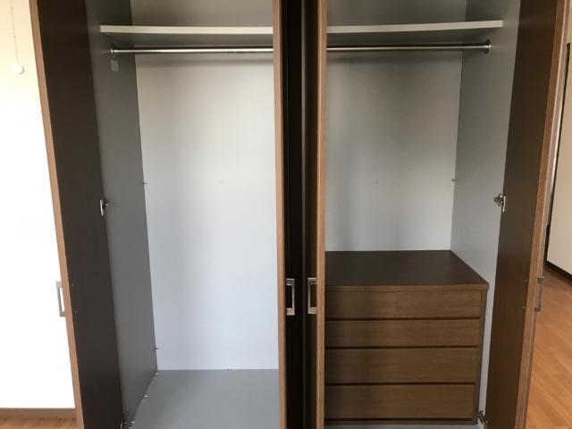 収納　クローゼット