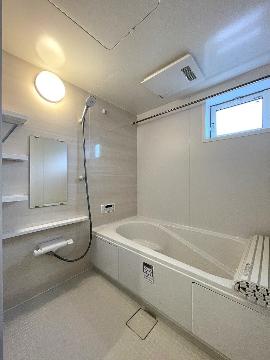 バス・シャワールーム　バス