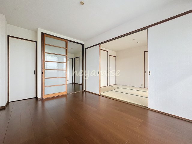 居室・リビング　写真は別号室