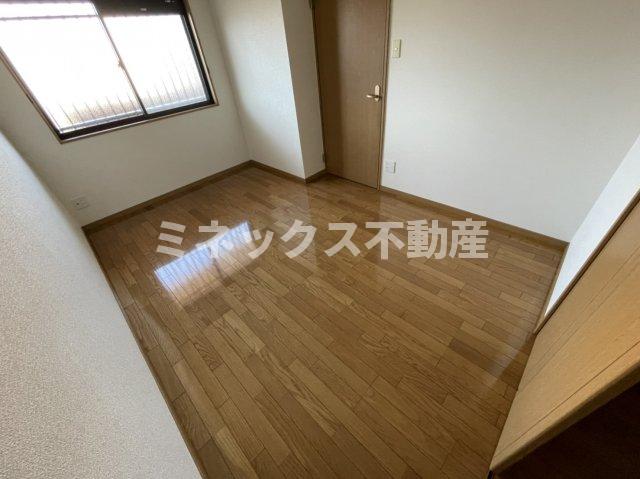 収納　同タイプのお部屋の写真。現況を優先します。