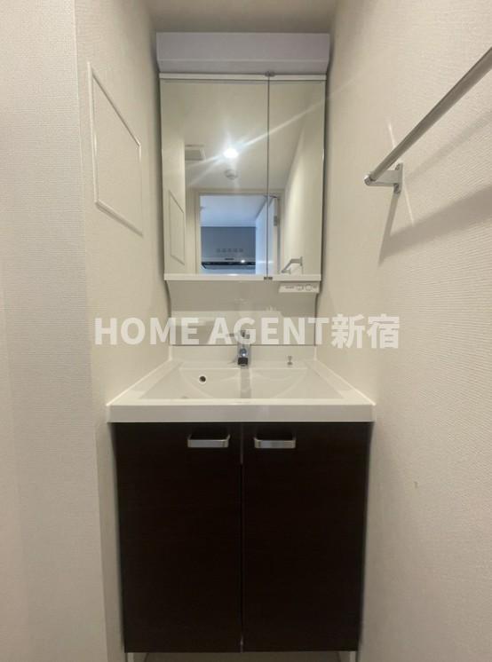 洗面設備　同仕様写真