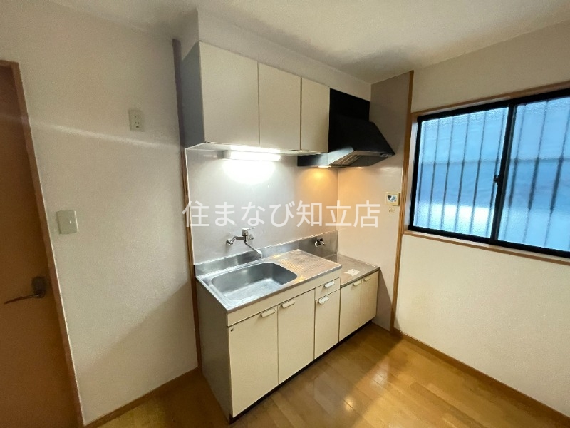 キッチン　同型別部屋写真