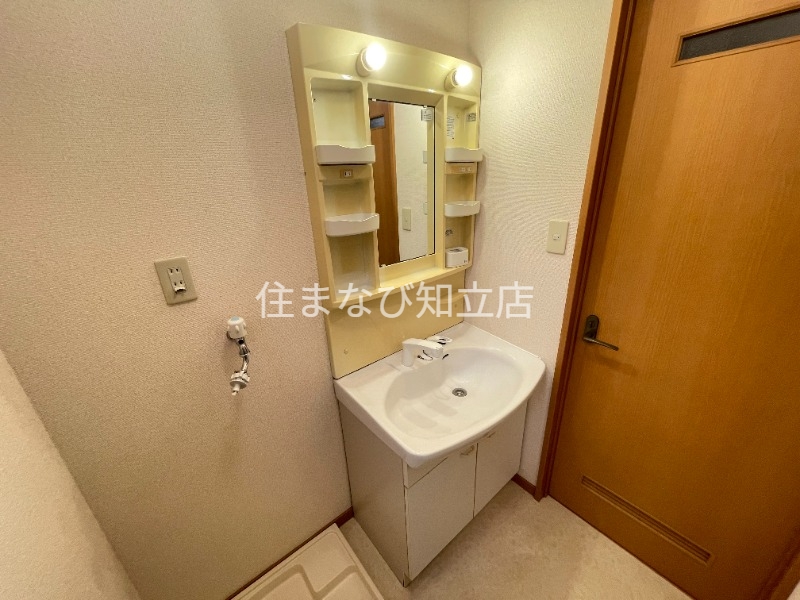 洗面設備　同型別部屋写真
