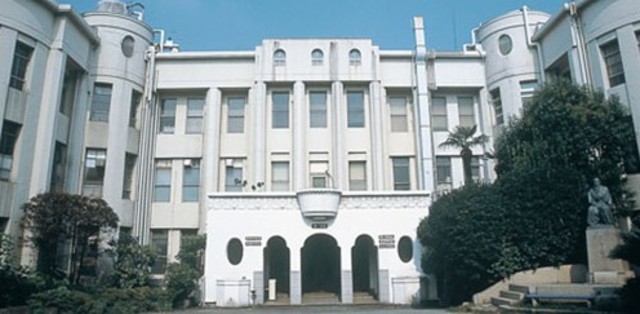 大学・短大　私立東京女子医科大学（大学・短大）まで471m