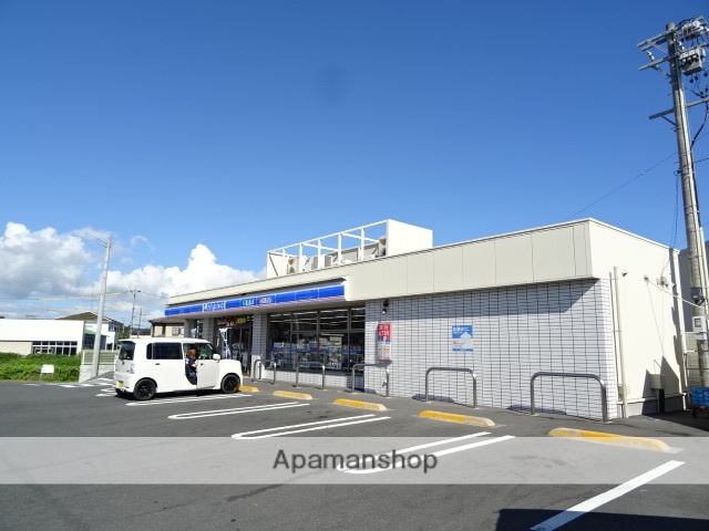 コンビニ　ローソン（コンビニ）まで665m