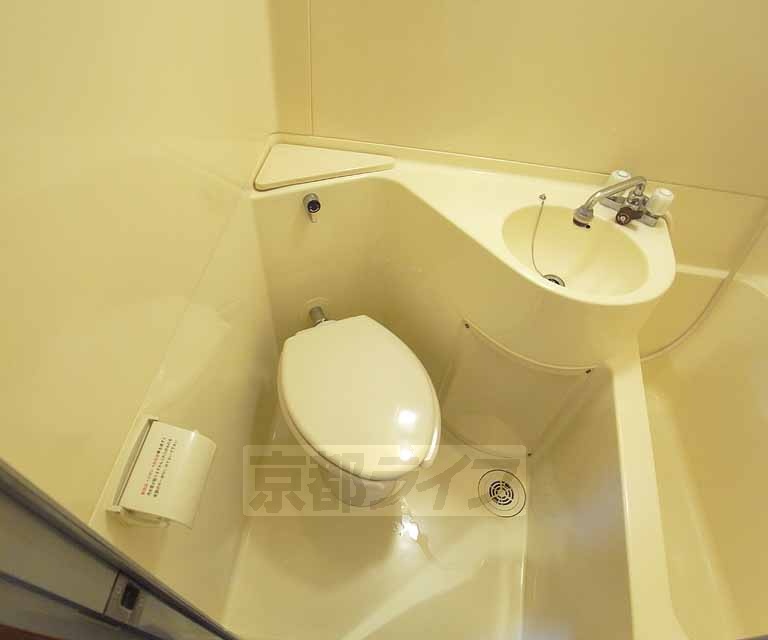 トイレ　清潔感のあるトイレです。