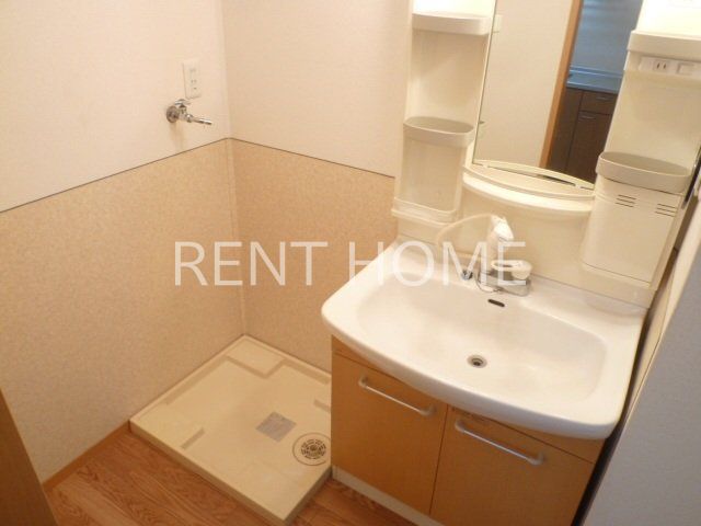 洗面設備　シャンプードレッサー付き