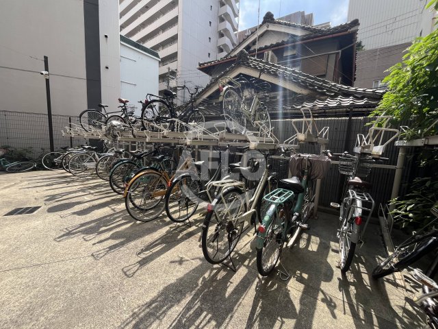 その他共有部分　セレニテ新大阪弐番館　駐輪場