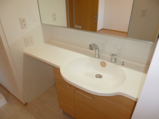 洗面設備　洗髪洗面化粧台