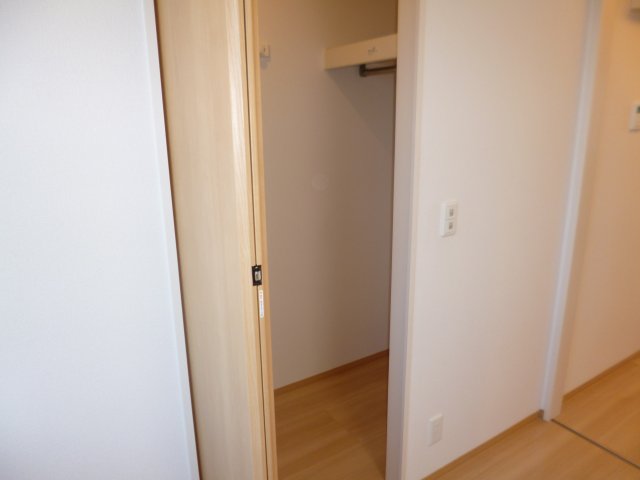 収納　ウォークインクローゼット