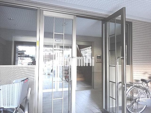 エントランス　ベル名駅へようこそ！