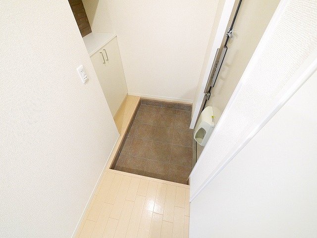玄関　シンプルで使いやすい玄関です