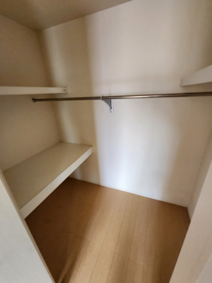収納　※掲載写真は同マンション別部屋参考写真となります。