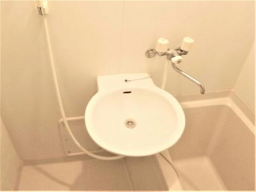 洗面設備　設備・使用は号室により異なる為、現況を優先致します。