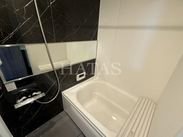 バス・シャワールーム　同物件別部屋です。