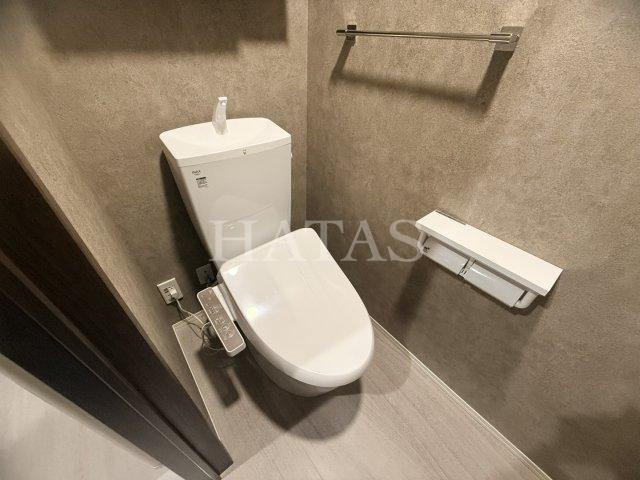 トイレ　同物件別部屋です。