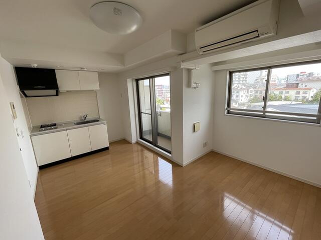 居室・リビング　別部屋参考写真です