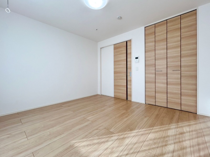 居室・リビング　図面と現状に相違がある場合には現状を優先