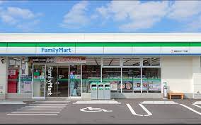 コンビニ　ファミリーマート 大今里西一丁目店（コンビニ）まで574m