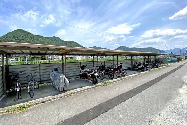 その他　駐輪場（その他）まで50m