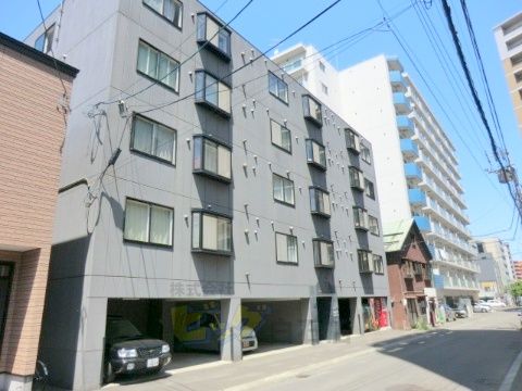 建物外観　オートロック付きの広々１ＬＤＫマンションです♪