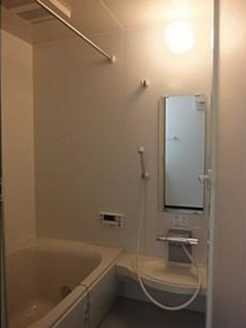 バス・シャワールーム　バス