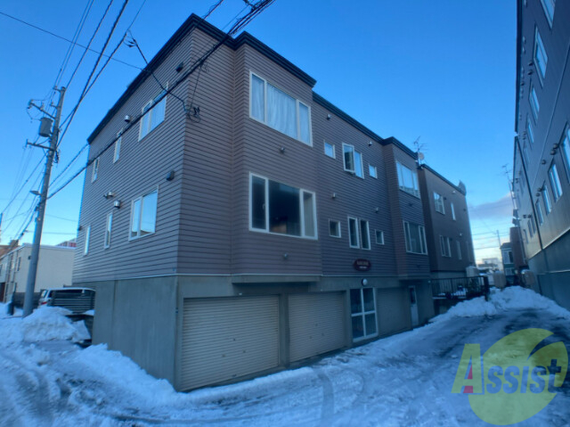 建物外観　札幌市北区篠路４条「バローネ川村」