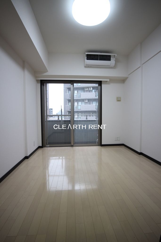 居室・リビング　☆6.3帖のフローリング居室