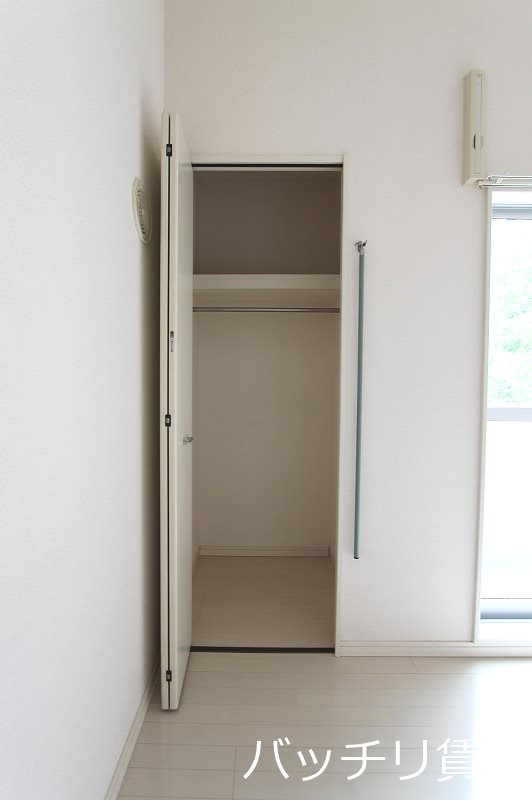 収納　同型タイプの為、現状を優先致します。