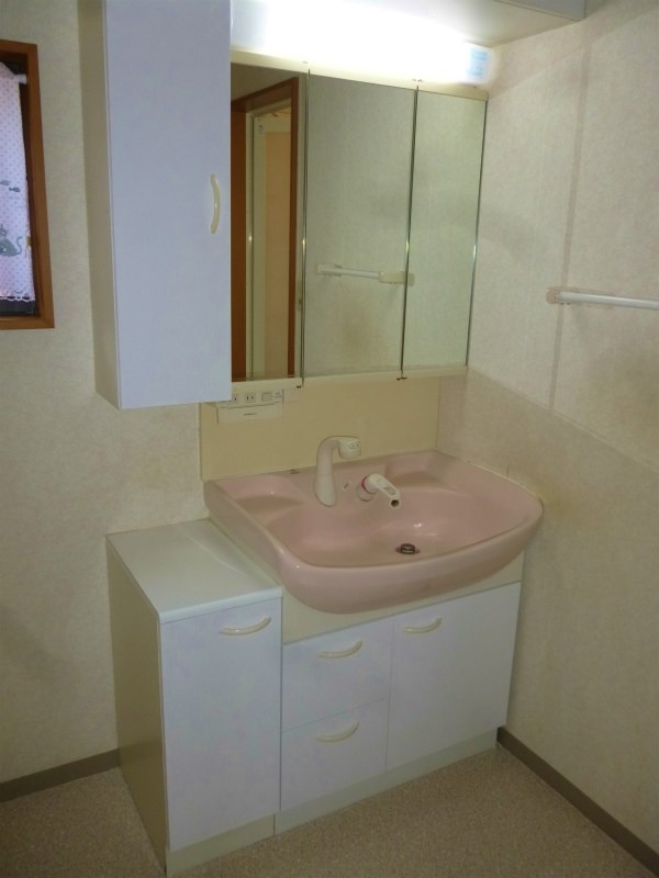 洗面設備　洗面化粧台