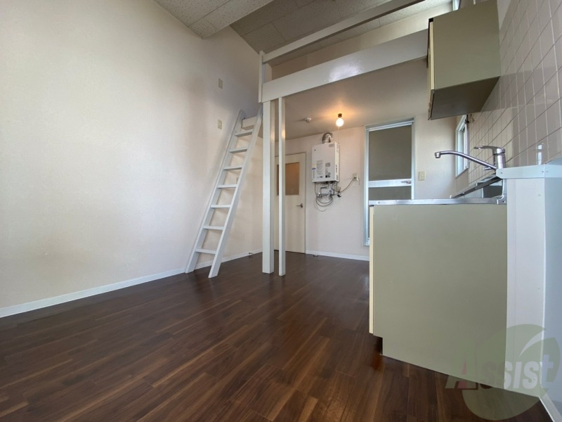 居室・リビング　広くてキレイなお部屋が広がっていて、充実した生活が送れそう。