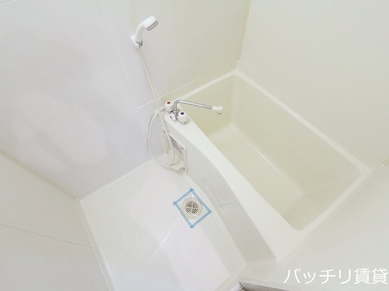 バス・シャワールーム　※同型タイプ写真のため、現状優先。