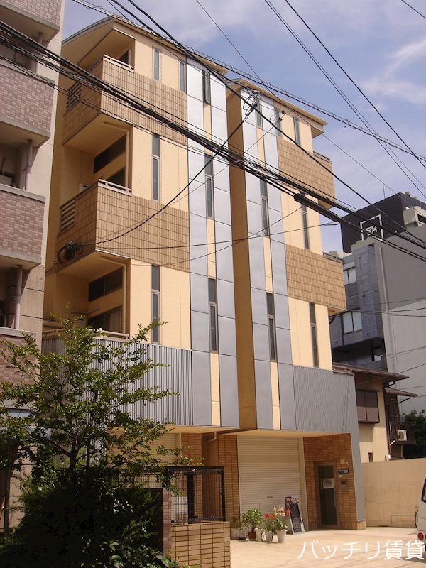 建物外観　オートロック付き