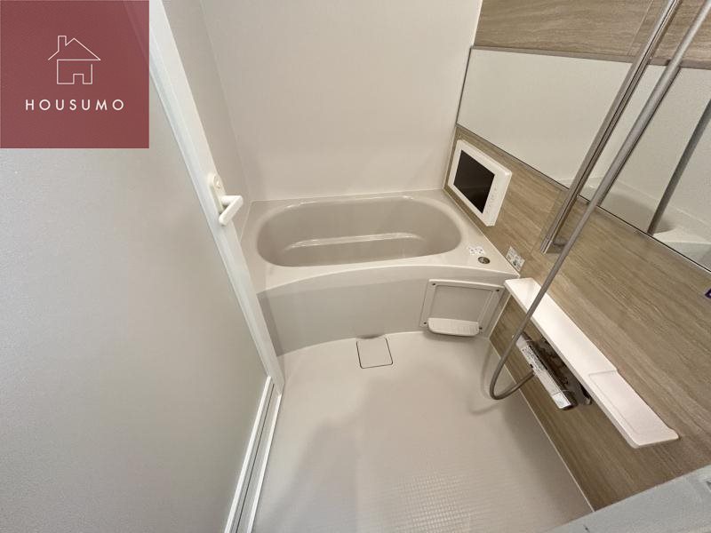 バス・シャワールーム　別部屋写真参照。