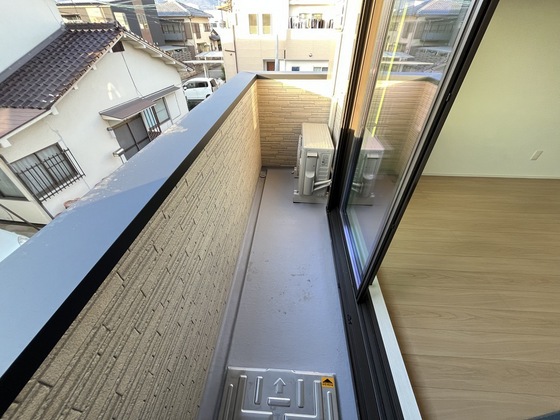 バルコニー　※別部屋の写真です