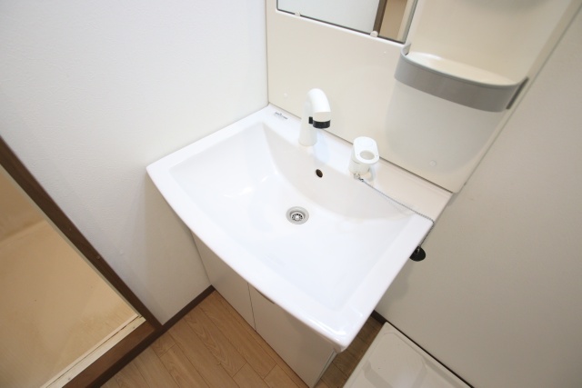 洗面設備　※別号室の参考写真です※