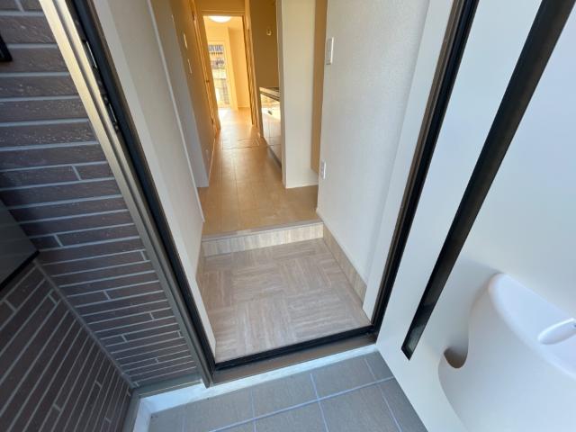 玄関　玄関（イメージ）