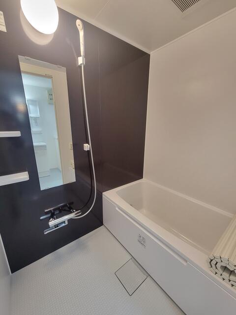 バス・シャワールーム　?