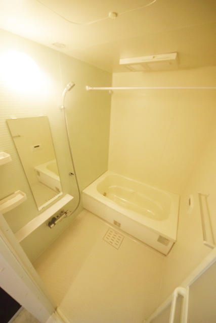 バス・シャワールーム　～いい湯だな～