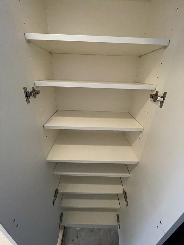 玄関　シューズボックス